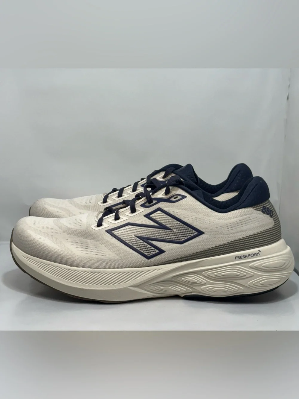 New Balance Fresh Foam X 880v15 Men's Size 13 Linen Navy Running Shoes M880C15